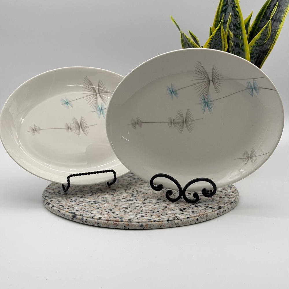 1950s Caribe Casual Riviers Carlos Montez Oval Platter Atomic Starburst Set of 2